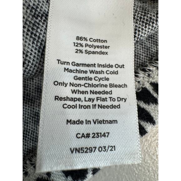 Talbots sweater mock neck black white animal print button detail 3/4 sleeve Sz L - Picture 8 of 8